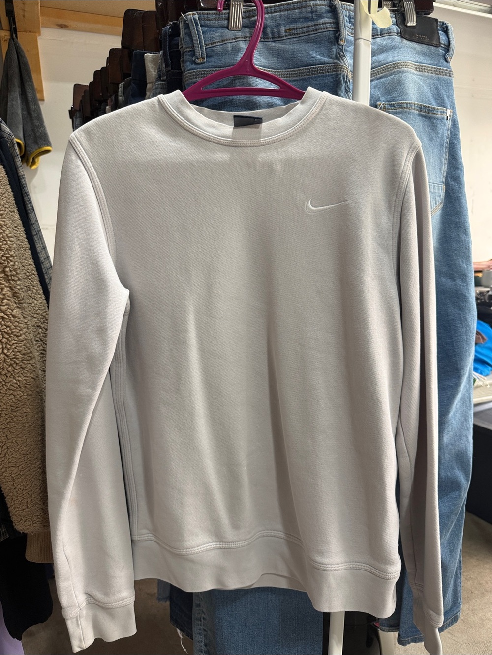 Nike Women's Light Gray Crewneck Sweatshirt with Embroidered Swoosh
